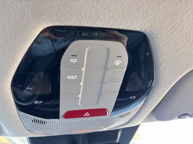 Certified 2025 Kia K4 FWD image 18