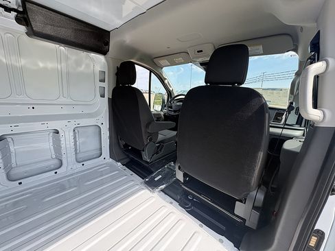 New 2026 Ford Transit 250 Low Roof RWD image 18