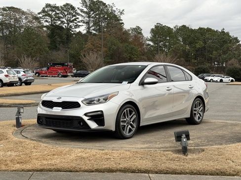 Used 2019 Kia Forte S w/ S Premium Package image 3