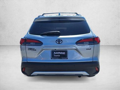 Certified 2023 Toyota Corolla Cross XLE w/ Convenience Package FWD image 6