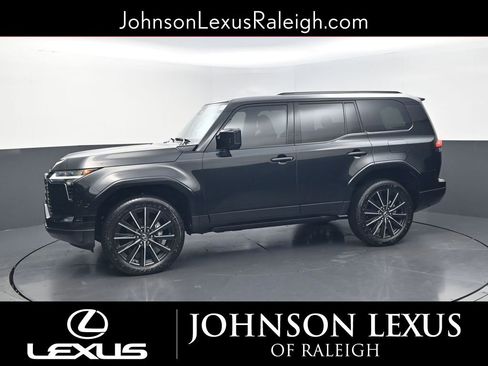 Certified 2025 Lexus GX 550 w/ Cold Area Package image 2