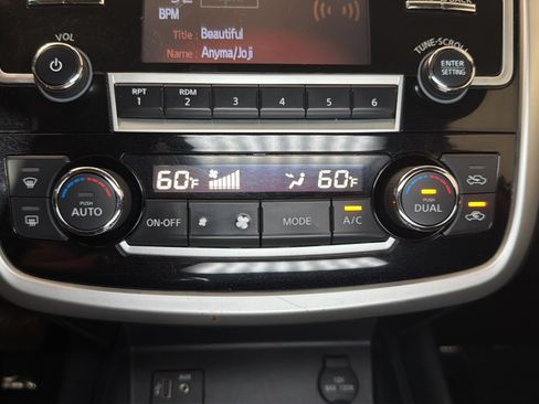 Used 2018 Nissan Altima 2.5 SL FWD image 28