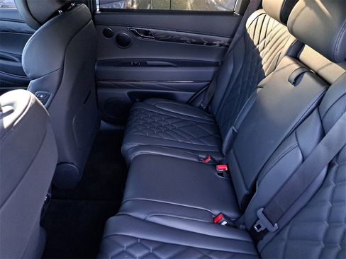 Used 2026 Genesis GV80 3.5T Prestige image 25