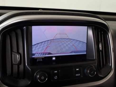 Used 2019 Chevrolet Colorado LT w/ LT Convenience Package image 6