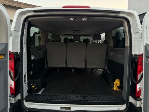 Used 2015 Ford Transit 150 XLT image 22