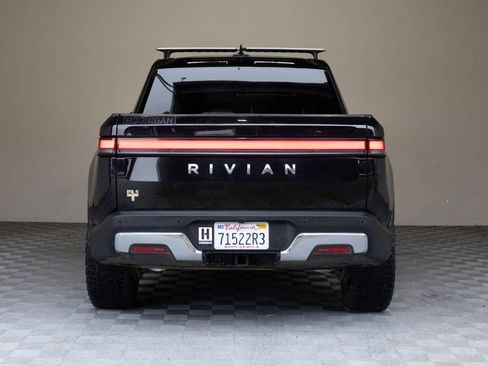 Used 2022 Rivian R1T Adventure image 14
