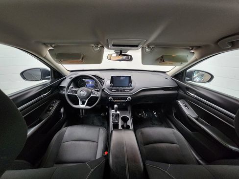 Used 2022 Nissan Altima 2.5 SV FWD image 24