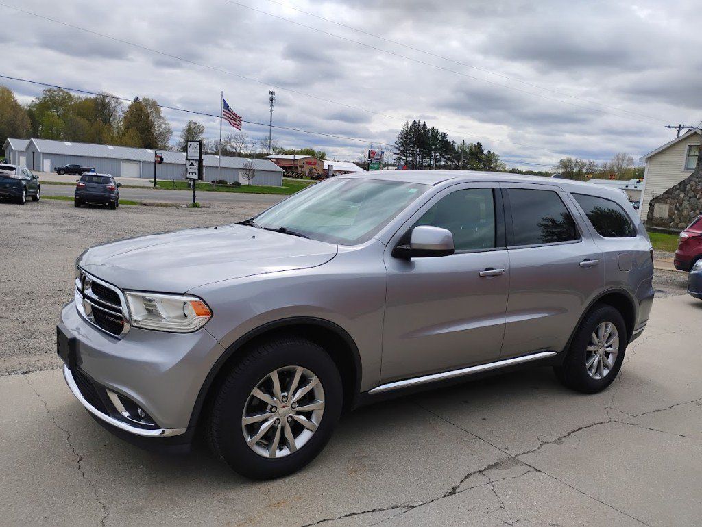 Used 2017 Dodge Durango SXT w/ 3rd Row Seating Group AWD/4WD image 3