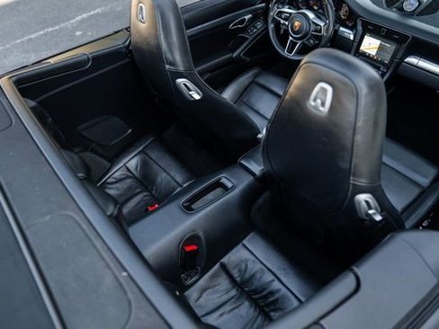 Used 2019 Porsche 911 Carrera RWD image 42