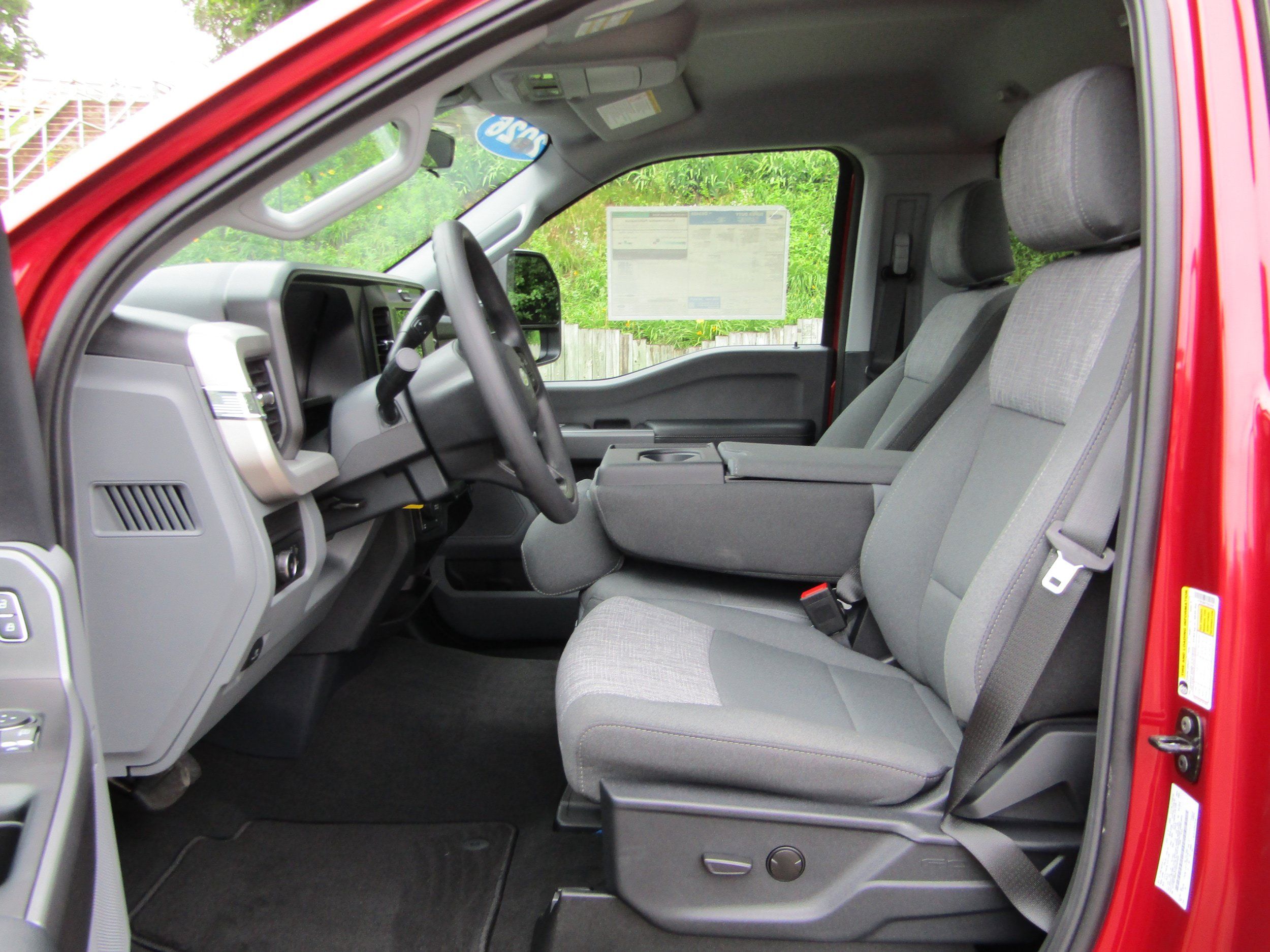 New 2026 Ford F350 XLT w/ 360-Degree Camera Package AWD/4WD image 13