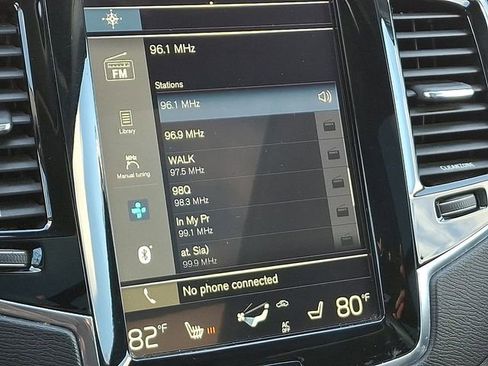 Used 2016 Volvo XC90 T6 Momentum w/ Momentum Plus Package image 22