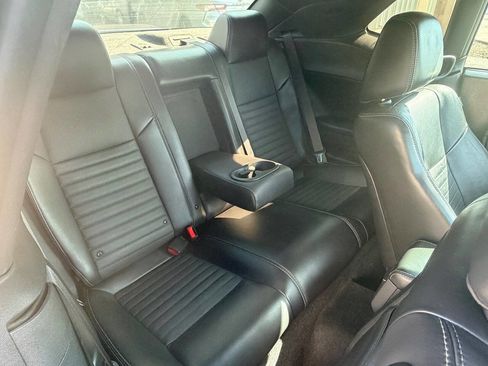 Used 2012 Dodge Challenger R/T Plus image 28
