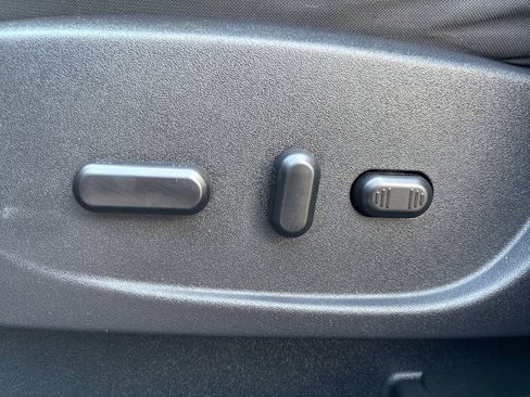 Used 2016 Ford Escape SE w/ Equipment Group 201A FWD image 25