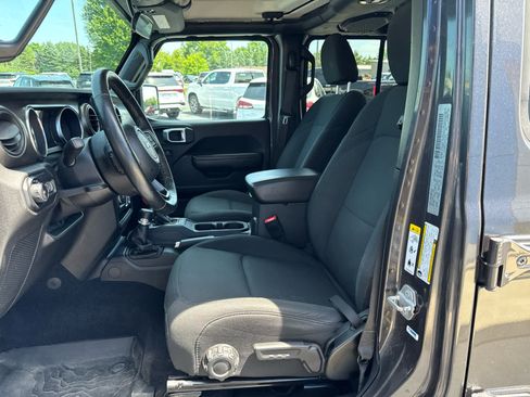 Used 2020 Jeep Wrangler Unlimited Sport S AWD/4WD image 17