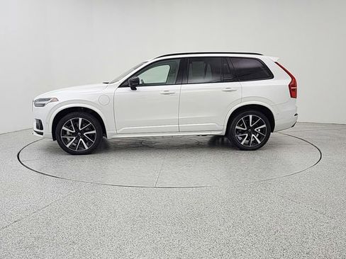 Used 2023 Volvo XC90 T8 Plus w/ Protection Package Premier AWD/4WD image 8