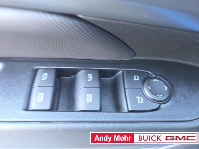 Used 2024 Chevrolet Equinox EV RS FWD image 32