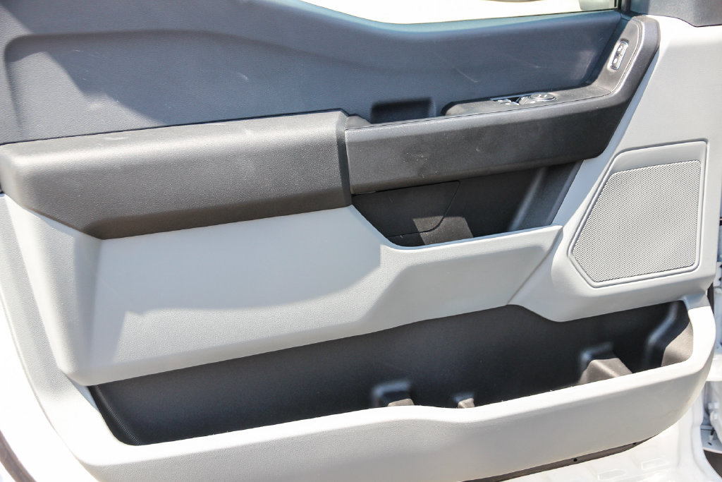 New 2025 Ford F550 2WD Regular Cab Super Duty image 19