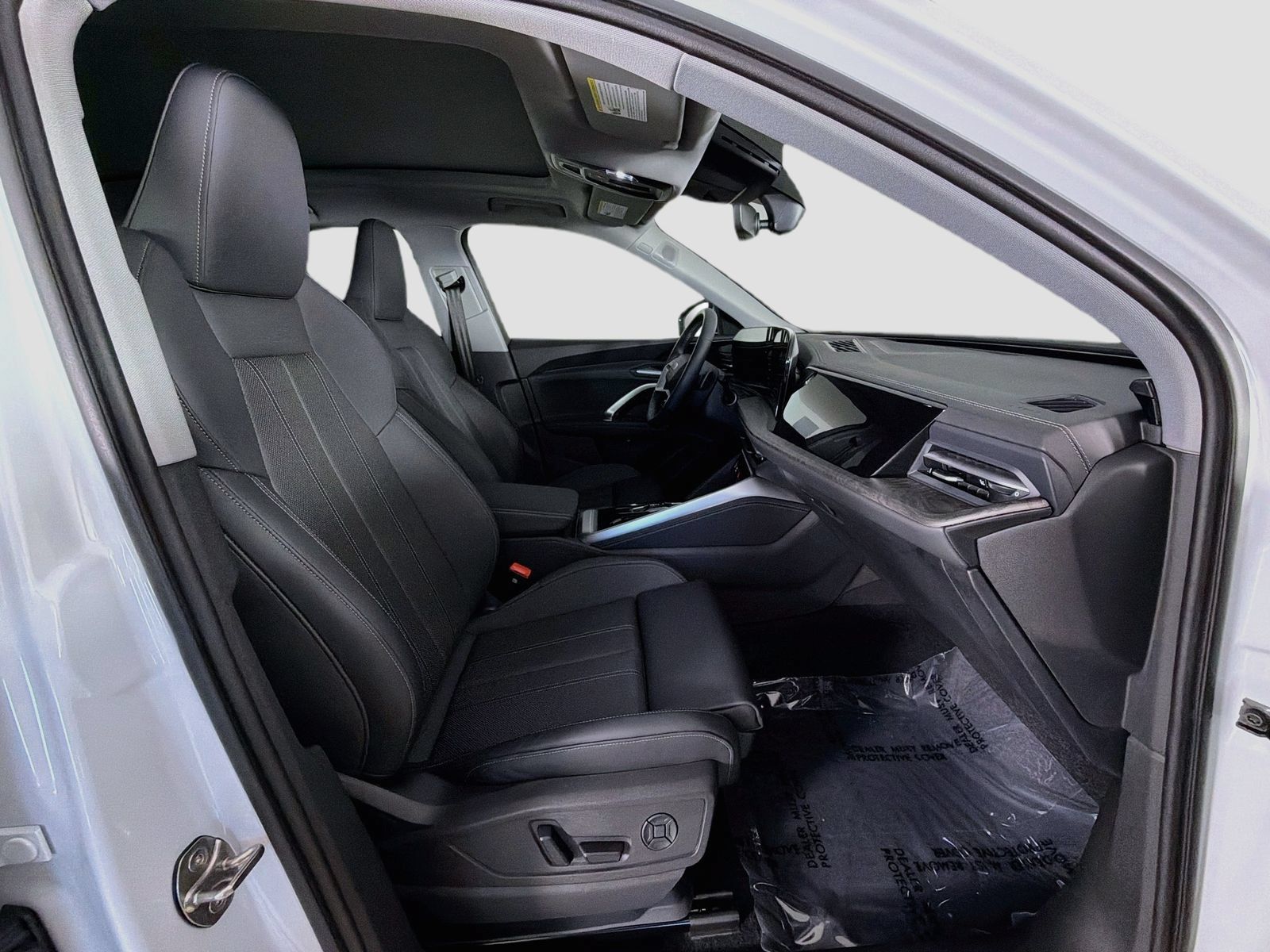 Certified 2025 Audi Q5 Premium w/ Premium Plus AWD/4WD image 29