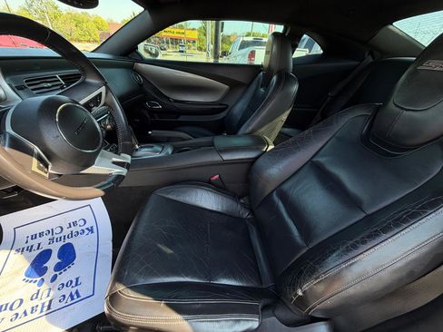 Used 2010 Chevrolet Camaro SS image 9