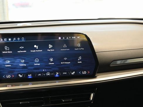 New 2026 Chevrolet Traverse LT w/ Driver Confidence Package image 16