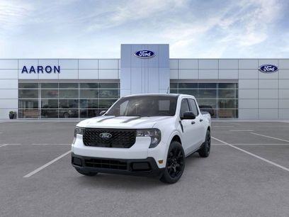 New 2025 Ford Maverick XLT w/ Black Appearance Package
