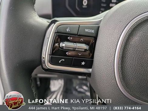 Certified 2025 Kia Sorento SX FWD image 20
