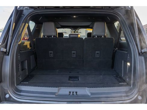 Used 2022 Ford Expedition Max Limited image 16