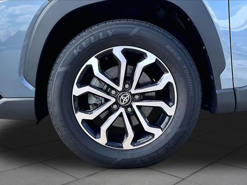 Used 2023 Toyota Corolla Cross AWD Hybrid image 10