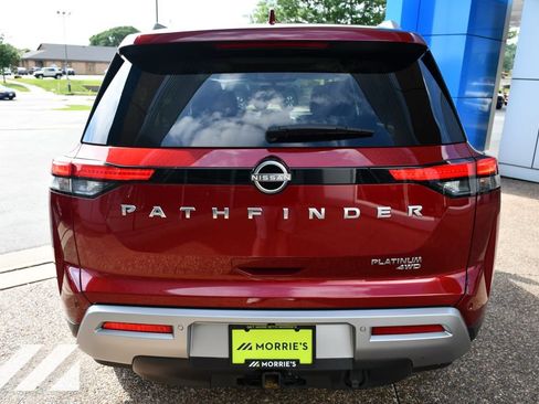 Used 2024 Nissan Pathfinder Platinum AWD/4WD image 6