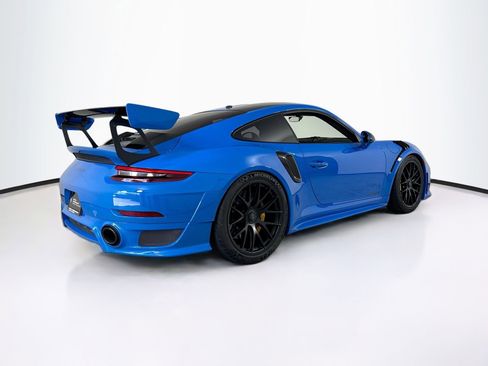 Used 2018 Porsche 911 GT2 RS image 7