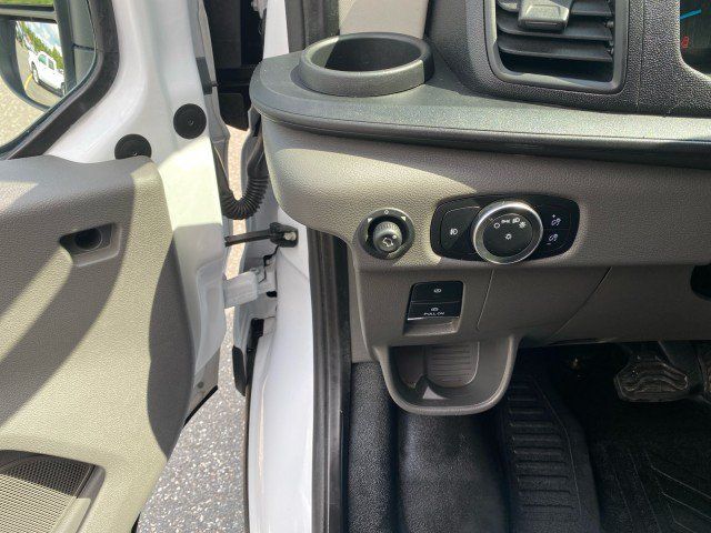 Used 2025 Ford Transit 250 Low Roof w/ Exterior Upgrade Package RWD image 10