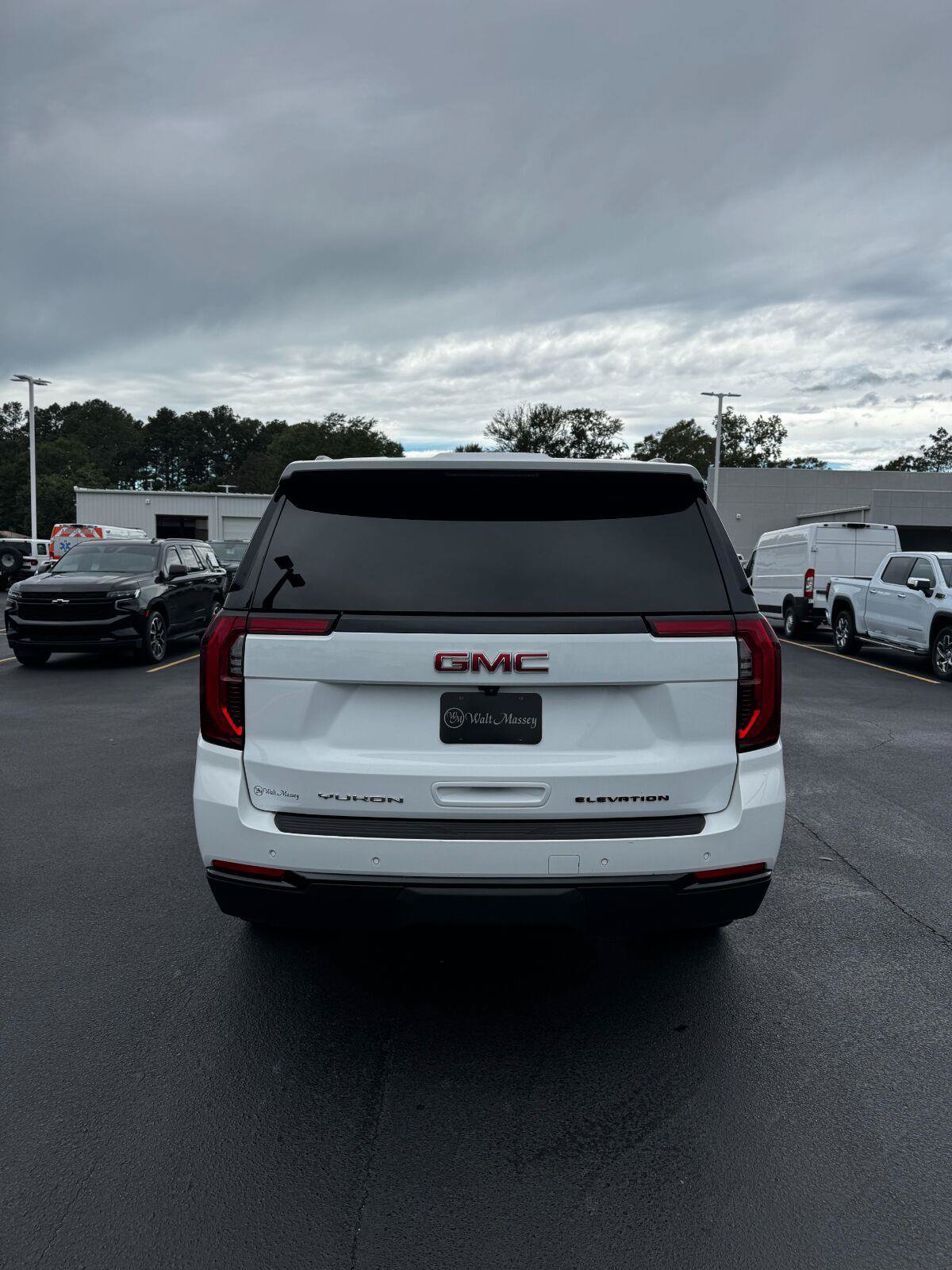 Used 2025 GMC Yukon XL Elevation w/ LPO, Floor Liner Package RWD image 4