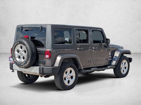 Used 2014 Jeep Wrangler Unlimited Sahara w/ Connectivity Group image 5