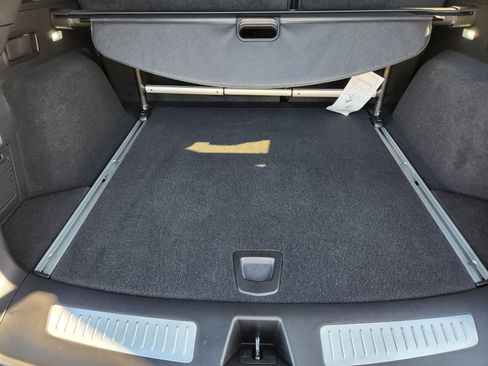 Certified 2023 Cadillac XT5 Sportv w/ Platinum Package image 34