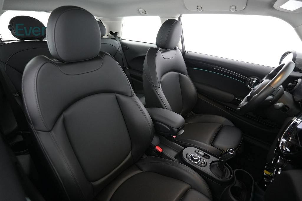 Used 2022 MINI Cooper SE FWD image 23