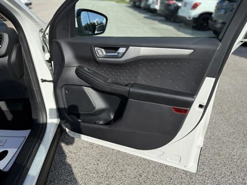 Used 2020 Ford Escape SEL image 27