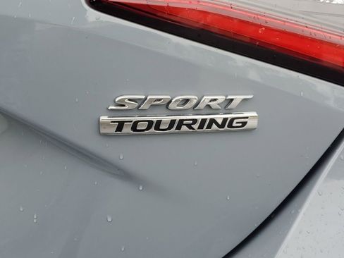 Used 2024 Honda Civic Sport Touring image 8