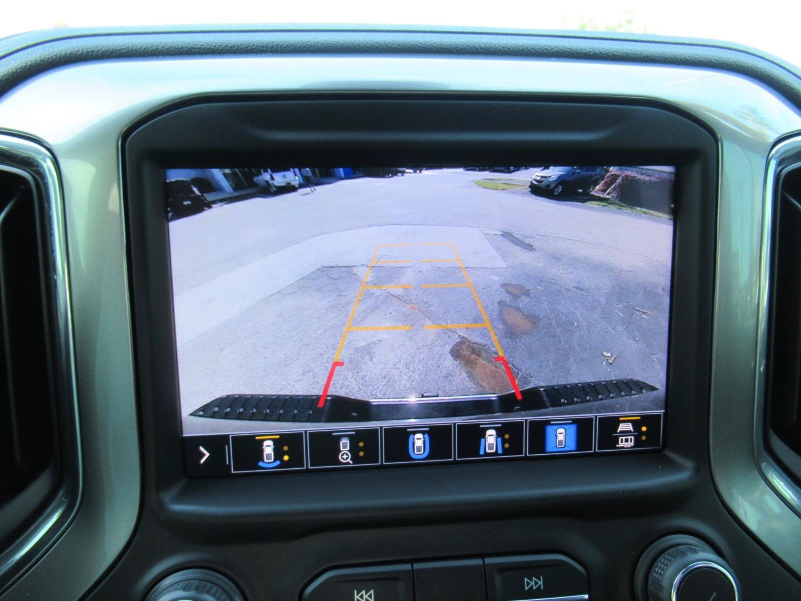 Used 2023 Chevrolet Silverado 2500 LTZ w/ LTZ Convenience Package AWD/4WD image 34