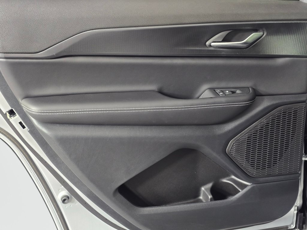 New 2026 Jeep Grand Cherokee L 4WD image 42