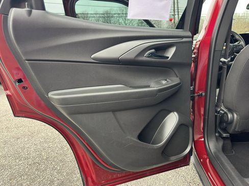 Used 2025 Chevrolet TrailBlazer LT image 22