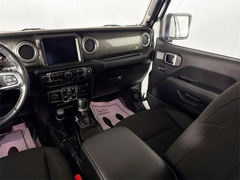 Used 2023 Jeep Wrangler Sahara w/ Cold Weather Group image 23