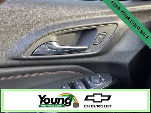 New 2026 Chevrolet Trax RS w/ Sunroof Package image 20