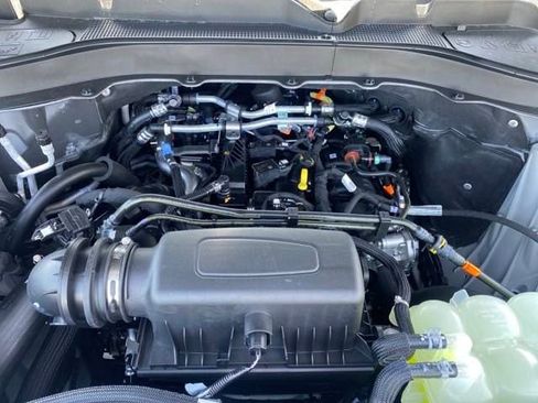 New 2024 Ford Explorer XLT w/ Equipment Group 202A image 20