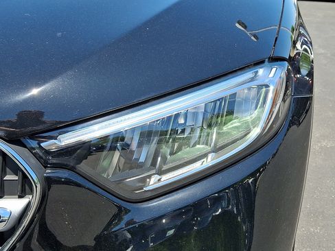 Certified 2025 Mercedes-Benz GLC 300 4MATIC image 9