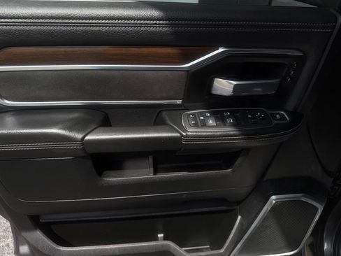 Used 2022 RAM 2500 Laramie AWD/4WD image 8