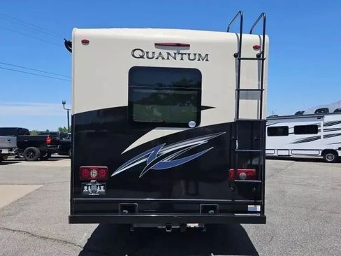 Used 2021 Ford E-450 and Econoline 450 Super Duty w/ Motorhome Prep Package image 7