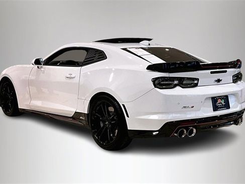 Used 2023 Chevrolet Camaro ZL1 image 4
