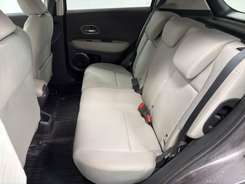 Used 2019 Honda HR-V EX image 24