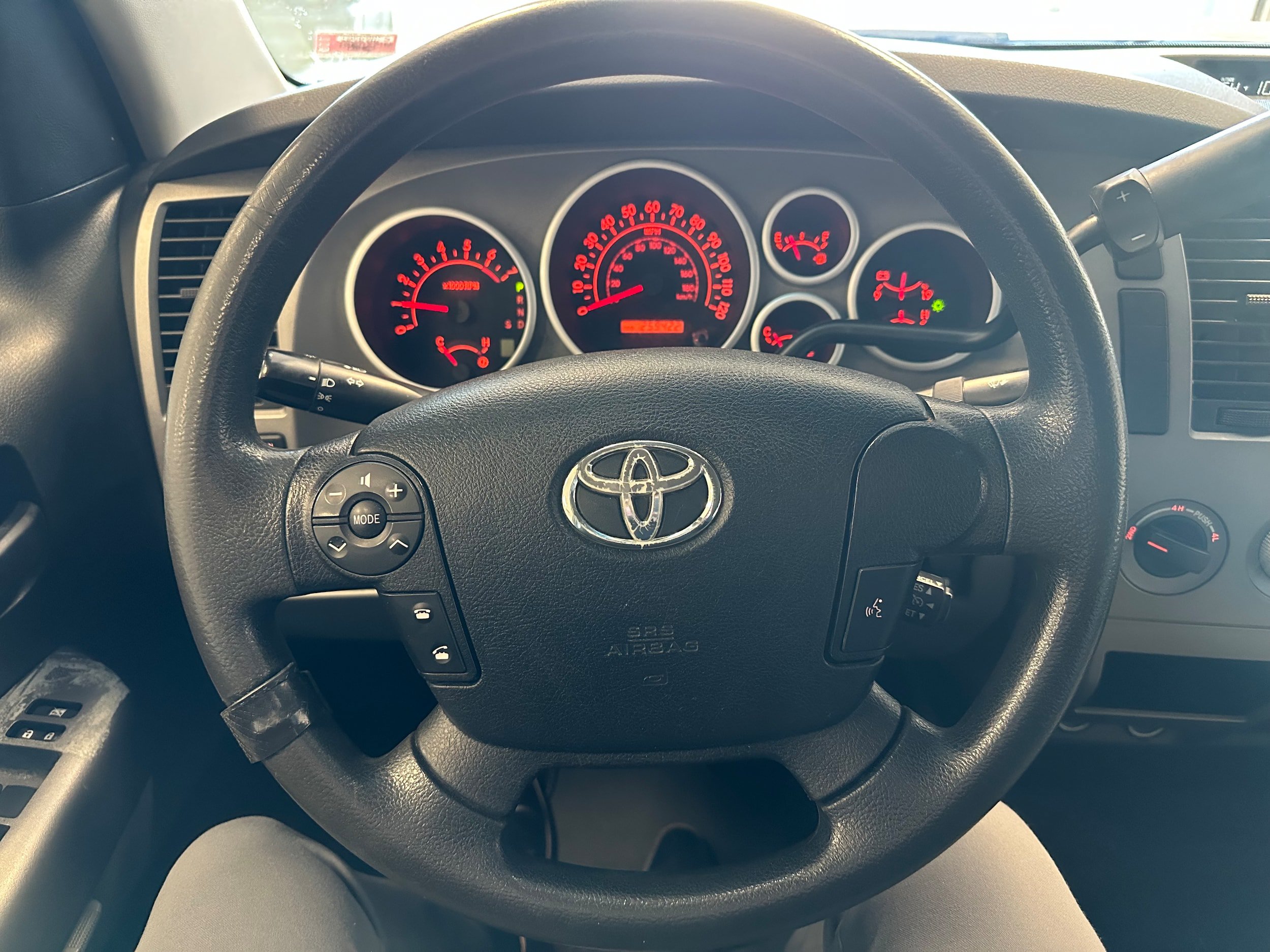 Used 2012 Toyota Tundra 4x4 CrewMax w/ Tow Pkg image 18