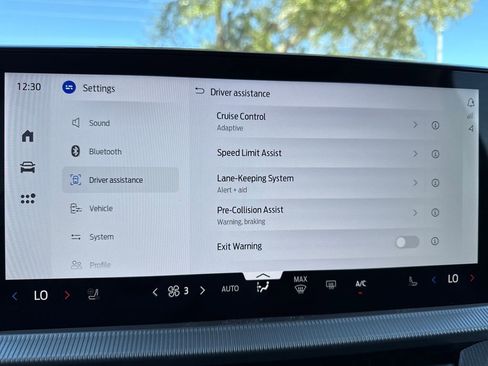New 2026 Ford Explorer Active w/ Active Comfort Package image 26